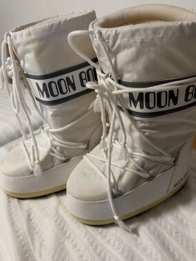 Moon Boot Women's White Winter Snow Boots